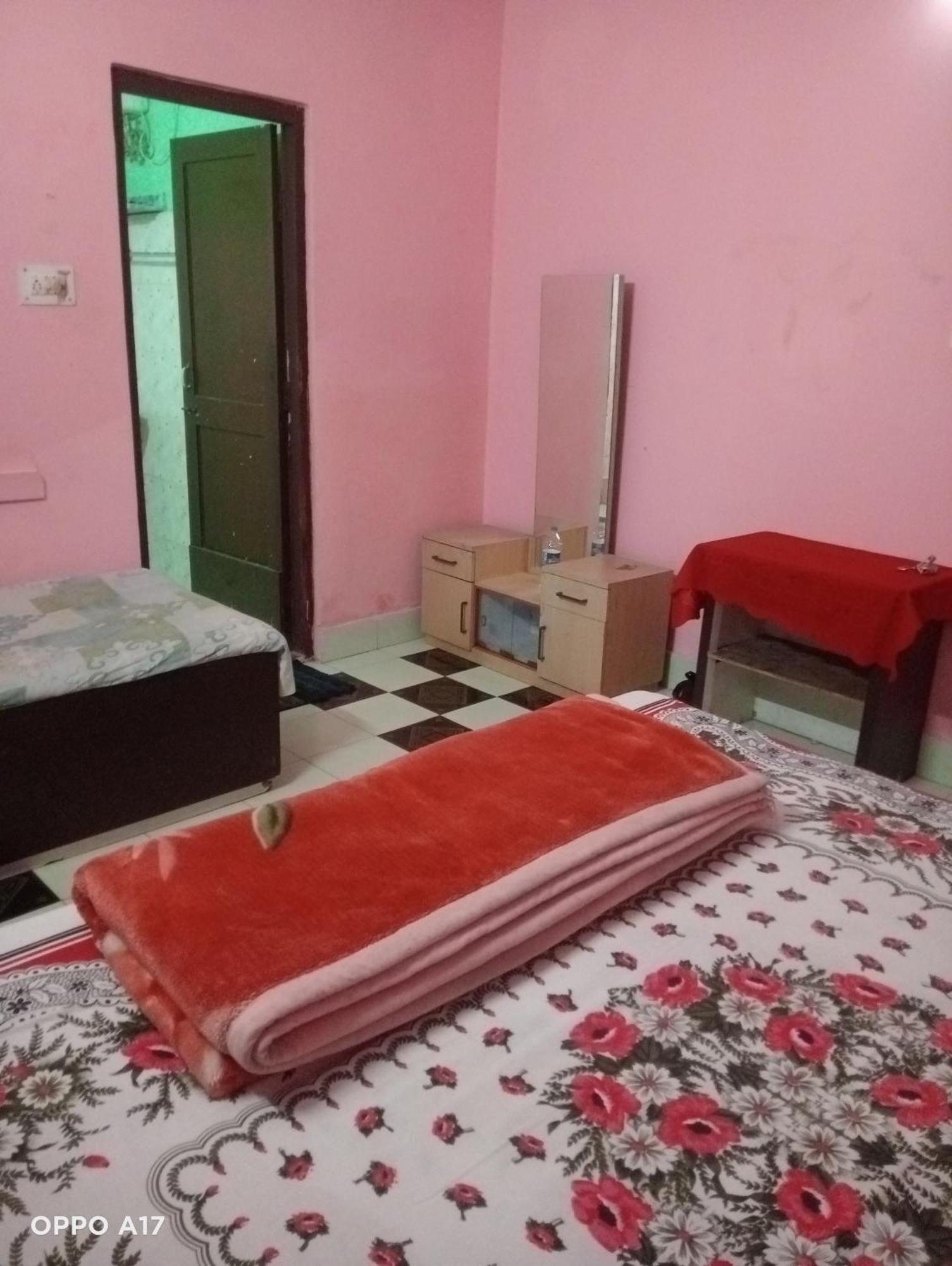 Swaroop Ashray Homestay Siliguri Pokoj fotografie