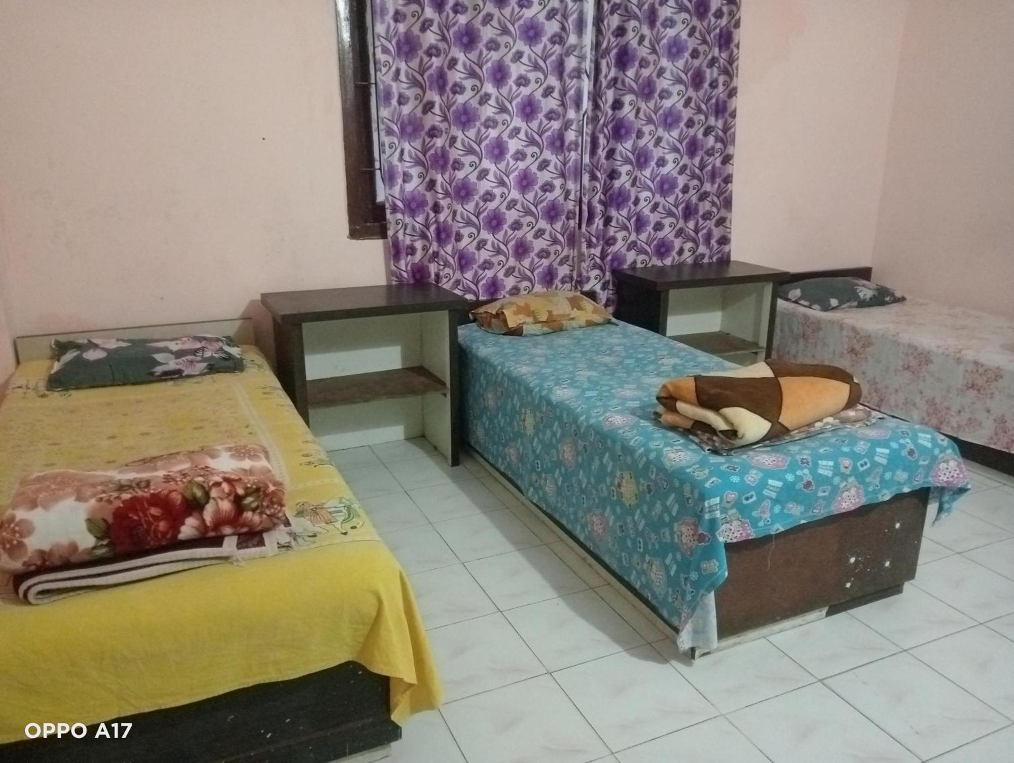 Swaroop Ashray Homestay Siliguri Pokoj fotografie