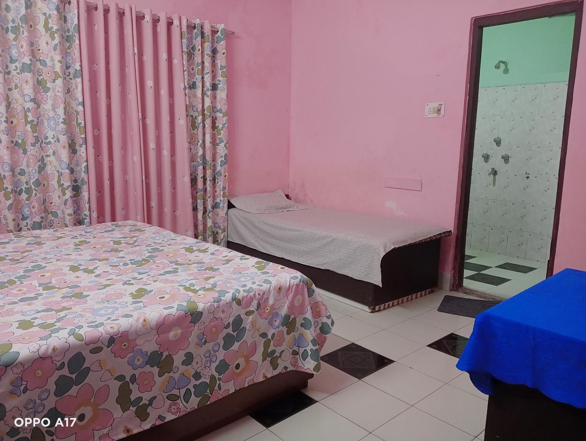 Swaroop Ashray Homestay Siliguri Pokoj fotografie